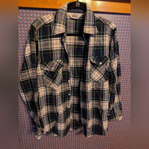 Vintage Woolrich Flannel - Picture 2 of 5